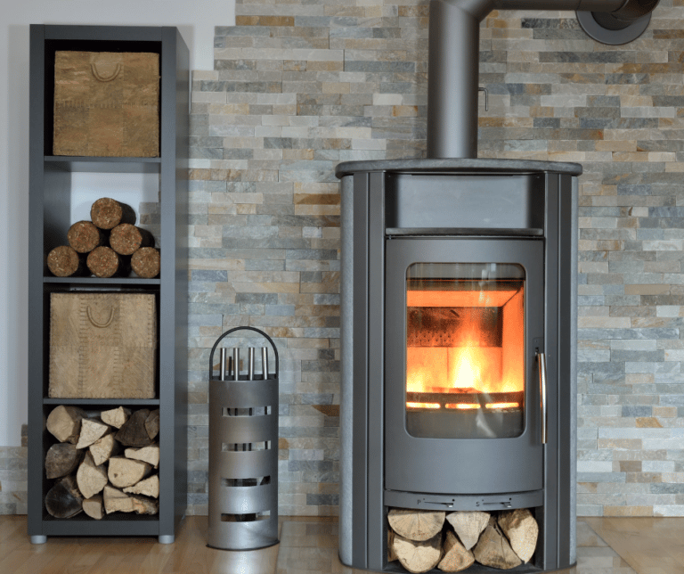 What are the Pros and Cons to Wood Burning Heating Stove
